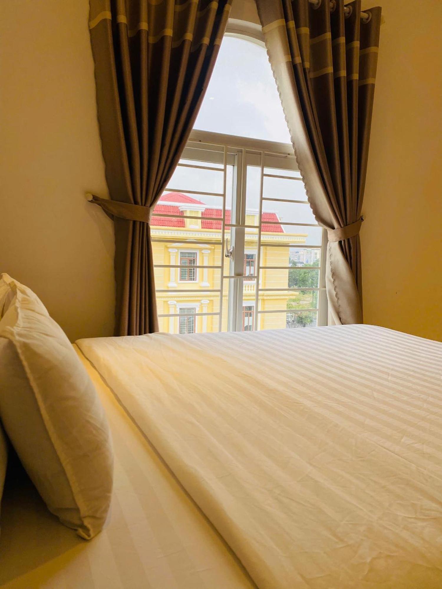 Hotel Khach San Romo Quang Ngai Zewnętrze zdjęcie