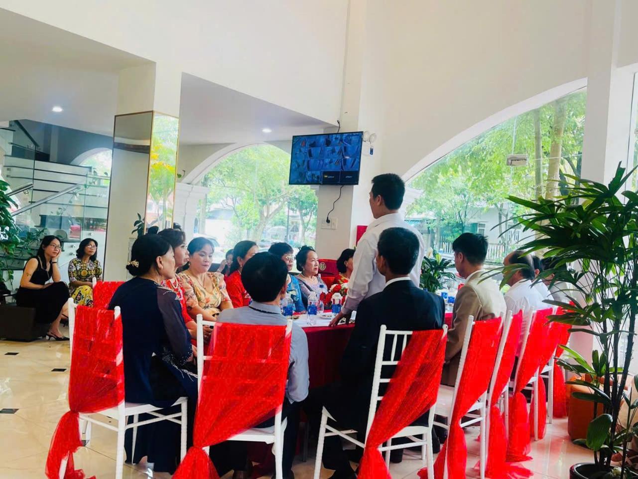 Hotel Khach San Romo Quang Ngai Zewnętrze zdjęcie