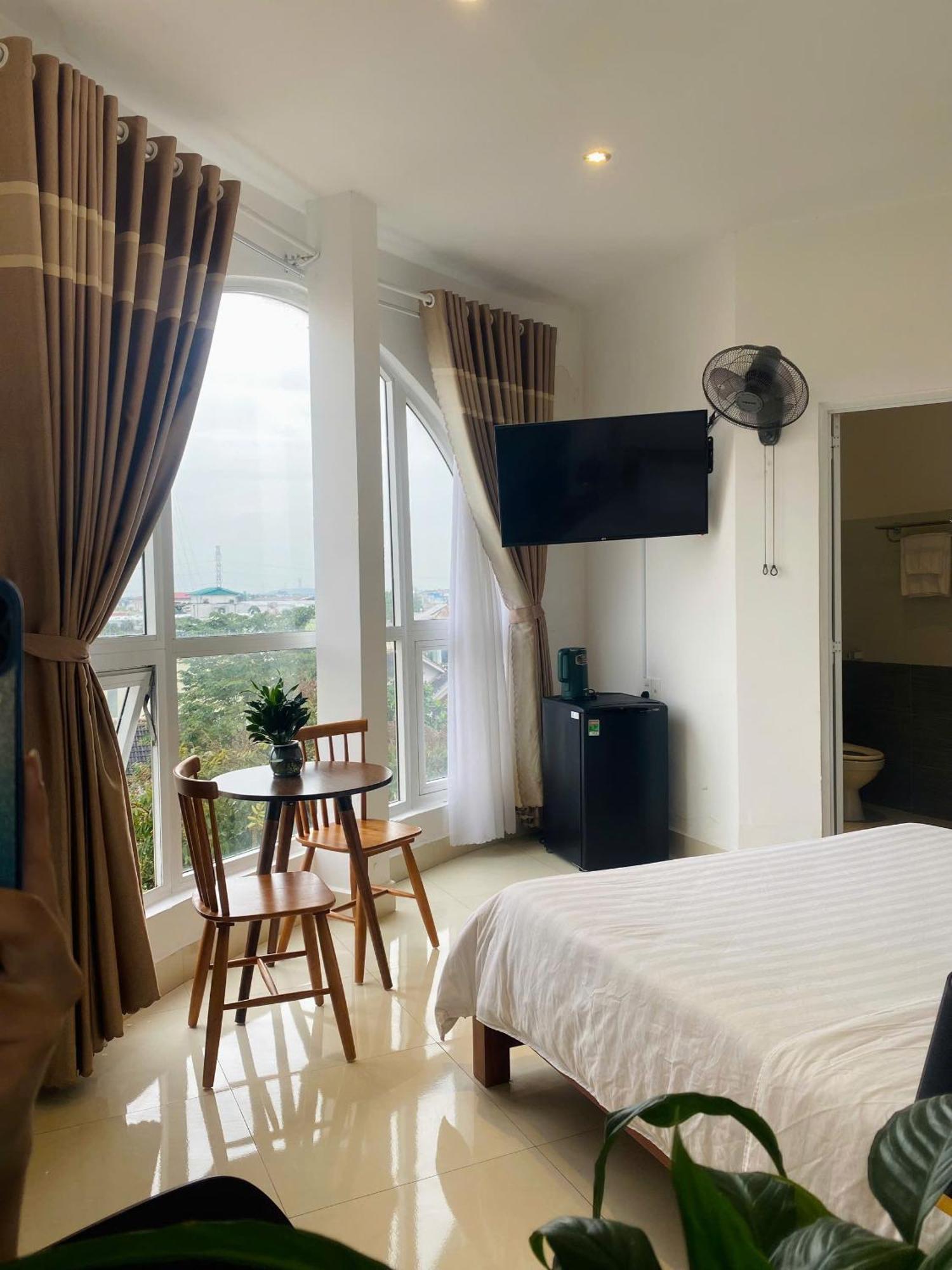 Hotel Khach San Romo Quang Ngai Zewnętrze zdjęcie