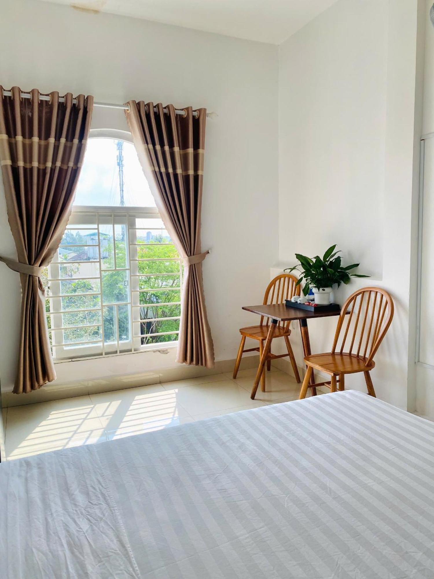 Hotel Khach San Romo Quang Ngai Zewnętrze zdjęcie